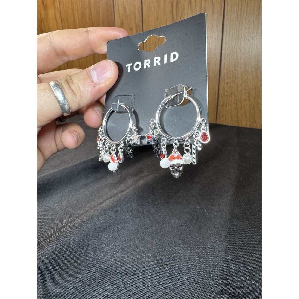 TORRID DARK HOLIDAY CHARM EARRING SET CHRISTMAS NWT